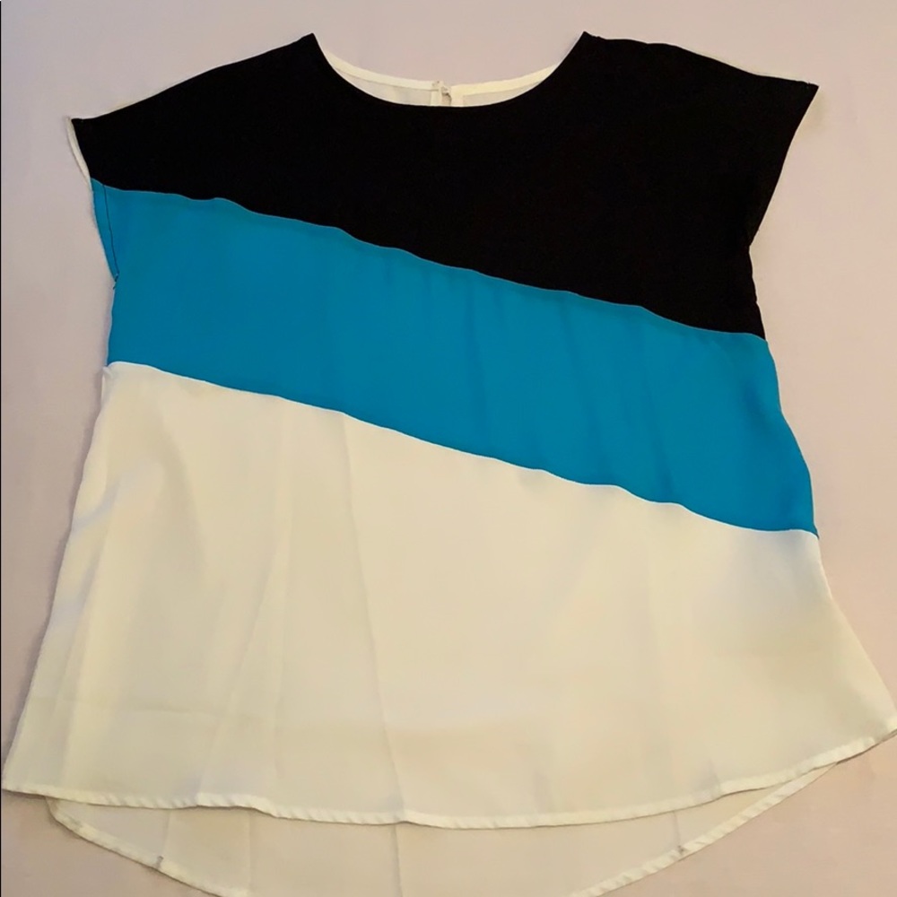 Colorblock Top - Picture 2 of 5